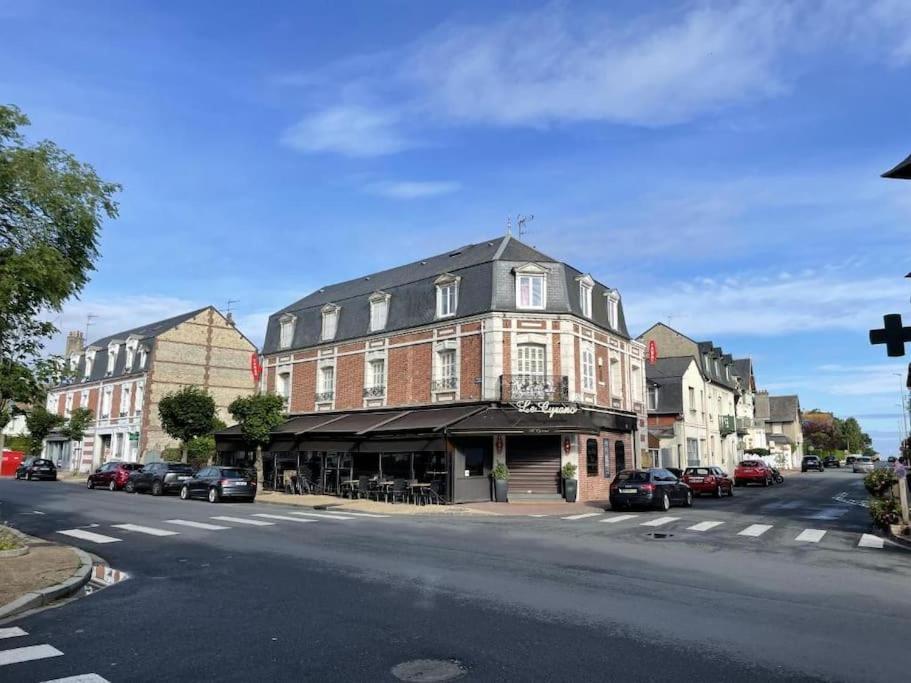 Le Cyrano, Deauville - App. T2 Proche De La Mer Exterior foto