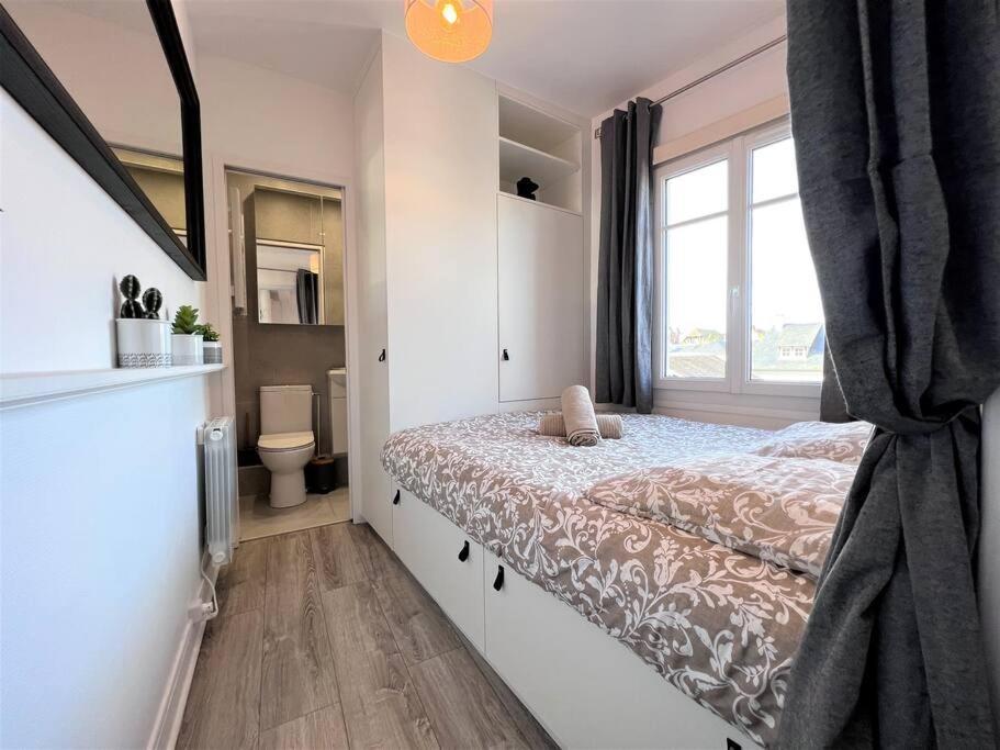 Le Cyrano, Deauville - App. T2 Proche De La Mer Exterior foto